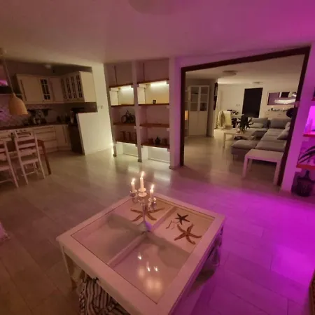 Apartment Imperial 110 M2, 4 Rooms, Old Town, 300m Wawel