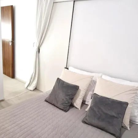 Imperial 110 M2, 4 Rooms, Old Town, 300m Wawel Apartment