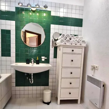 Imperial 110 M2, 4 Rooms, Old Town, 300m Wawel Apartment Krakow