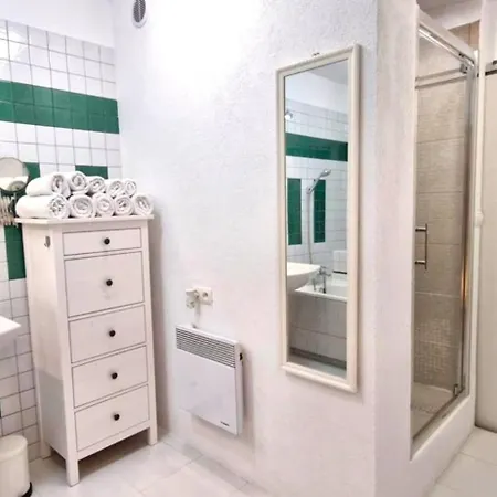 Imperial 110 M2, 4 Rooms, Old Town, 300m Wawel, Breakfest * 크라쿠프