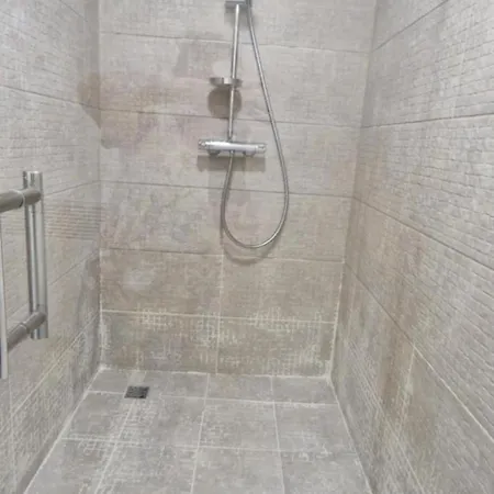 Imperial 110 M2, 4 Rooms, Old Town, 300m Wawel, Free Parking شقة كراكوفيا
